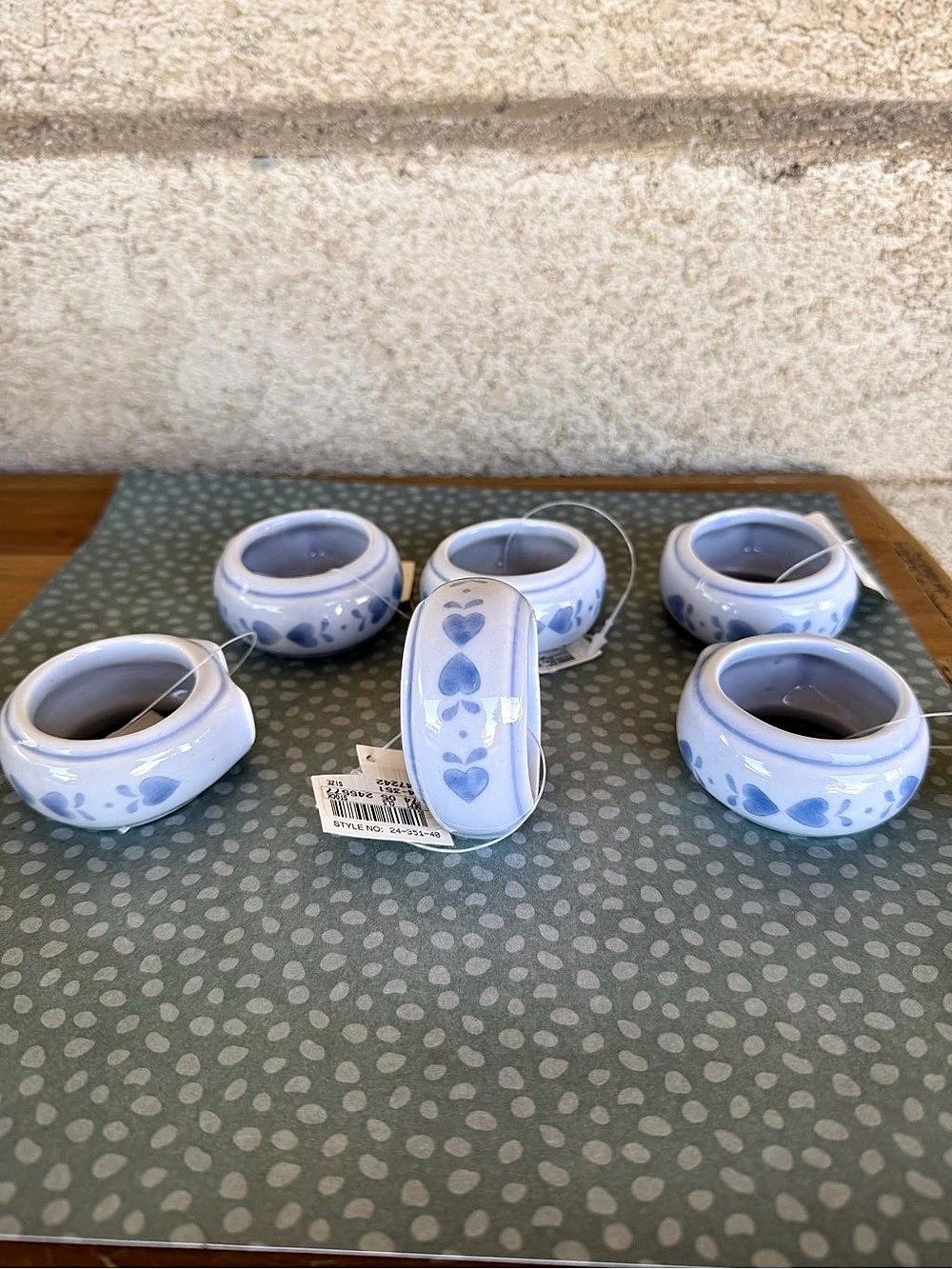 KEMP & Bentley Ceramic Napkin Rings Blue & White